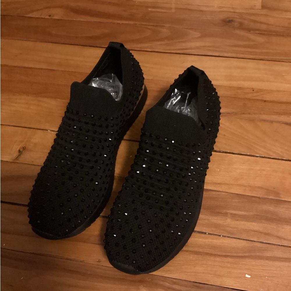 Kenneth Cole Reaction Black Knit Joggers with Embellishments